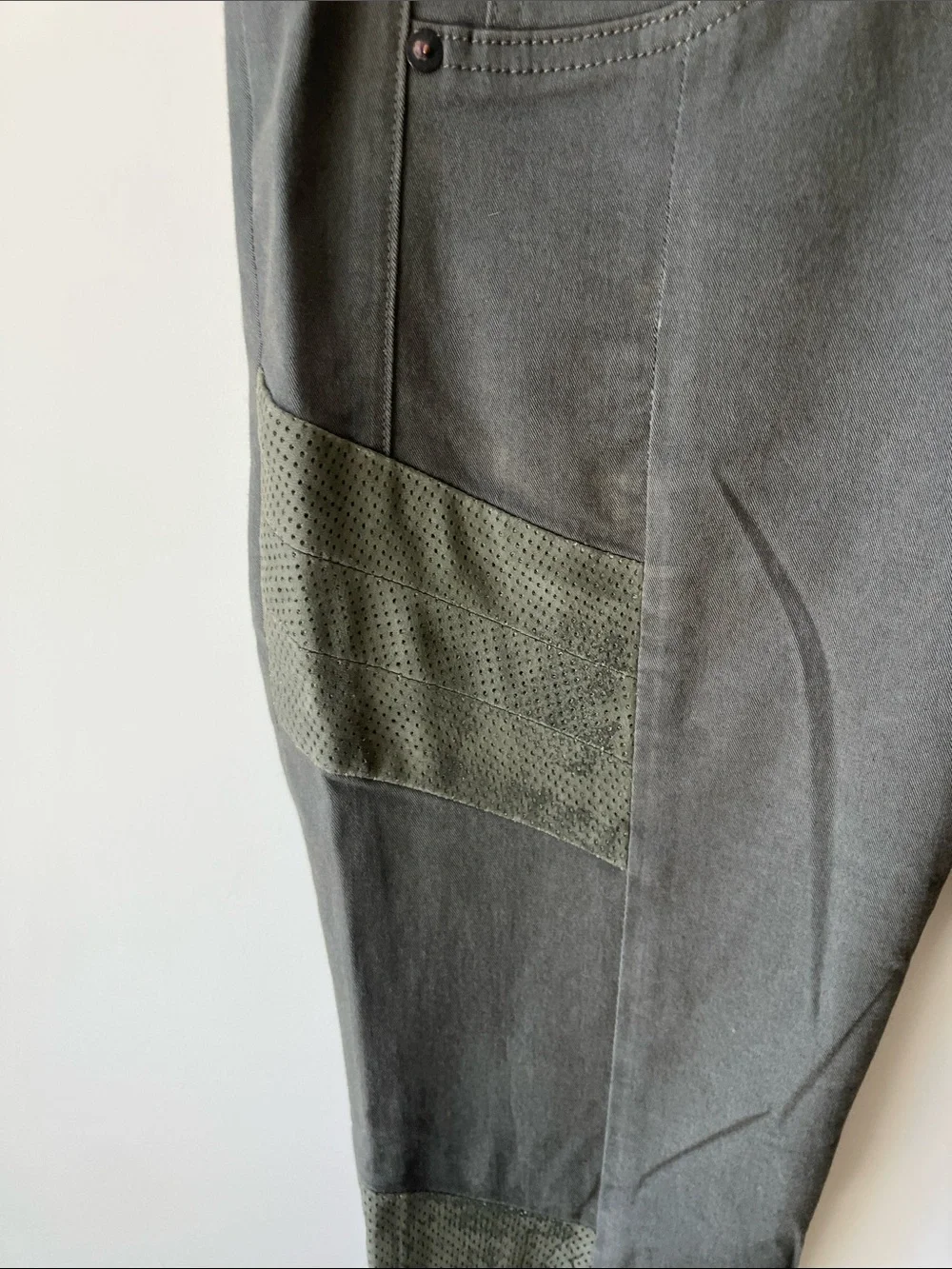 RAG & BONE Women’s Store Exclusive Army Green Halifax Skinny Pants Size 30 NWOT - Picture 3 of 10